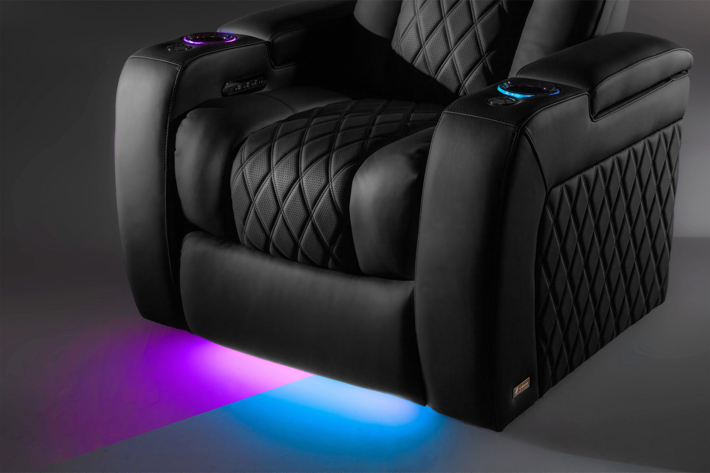 Valencia Tuscany Ultimate Heat &amp; Ventilation Theater Seating (2025 Edition)